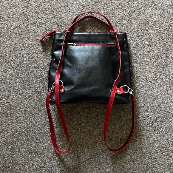 VTG 90s Y2K Leather Shoulder Bag Transformable to a Backpack Black & Red Retro - Picture 5 of 16